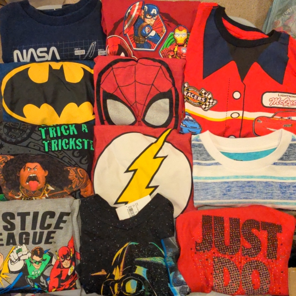 Eleven 5T boy's shirtsleeve t-shirts